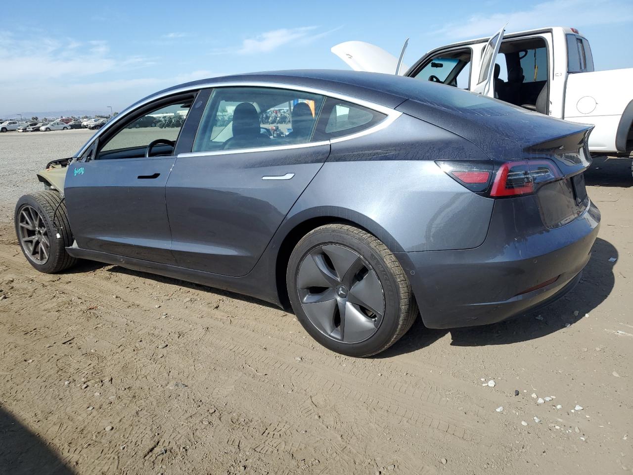 5YJ3E1EA6KF416323 2019 TESLA MODEL 3 - Image 2