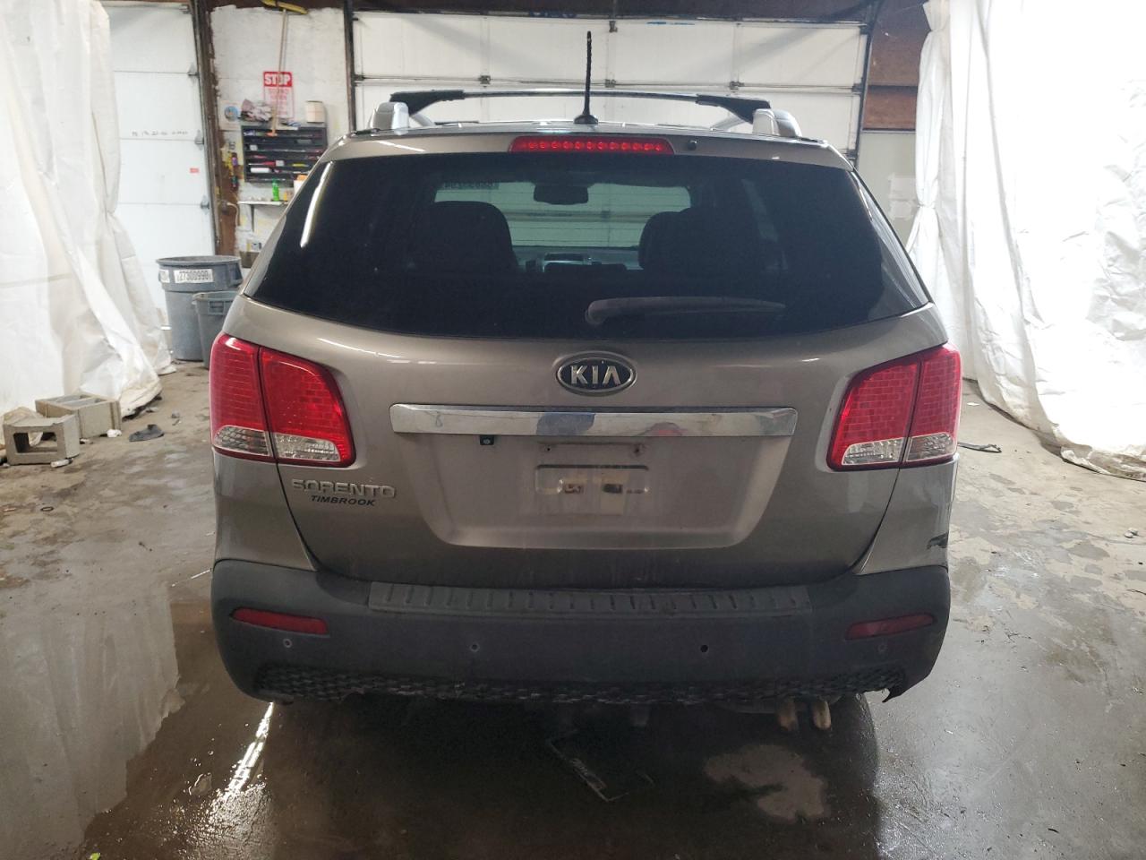 2011 Kia Sorento Base VIN: 5XYKTDA21BG129854 Lot: 68853294