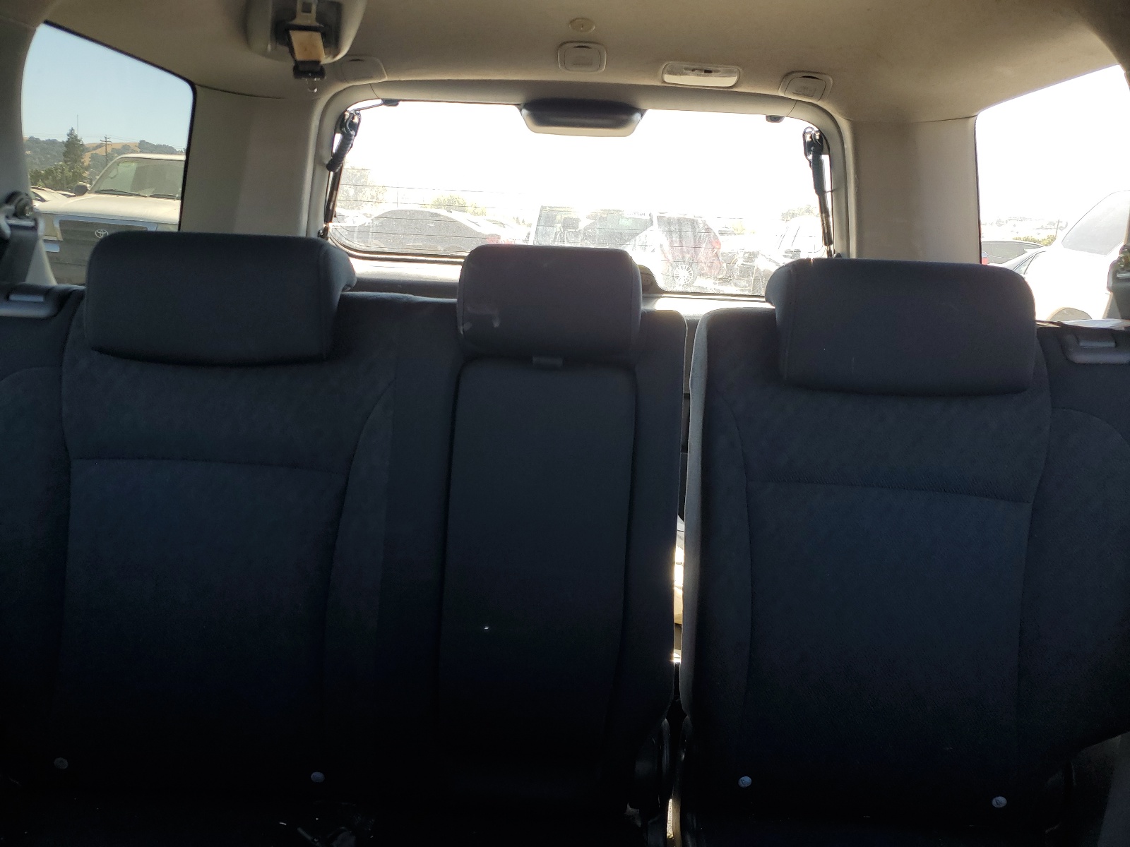 JHLRD68565C020129 2005 Honda Cr-V Lx