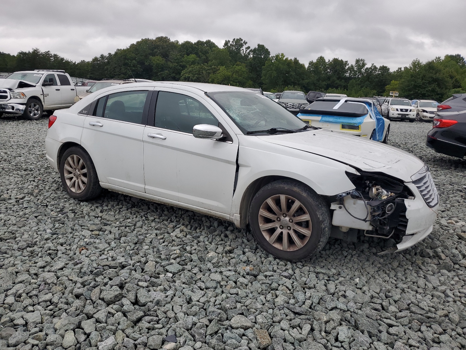 2013 Chrysler 200 Limited vin: 1C3CCBCG7DN507242