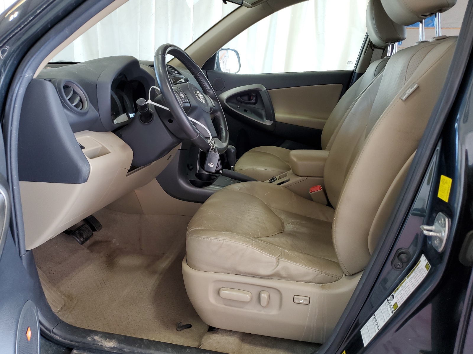 2T3DF4DV0BW108887 2011 Toyota Rav4 Limited