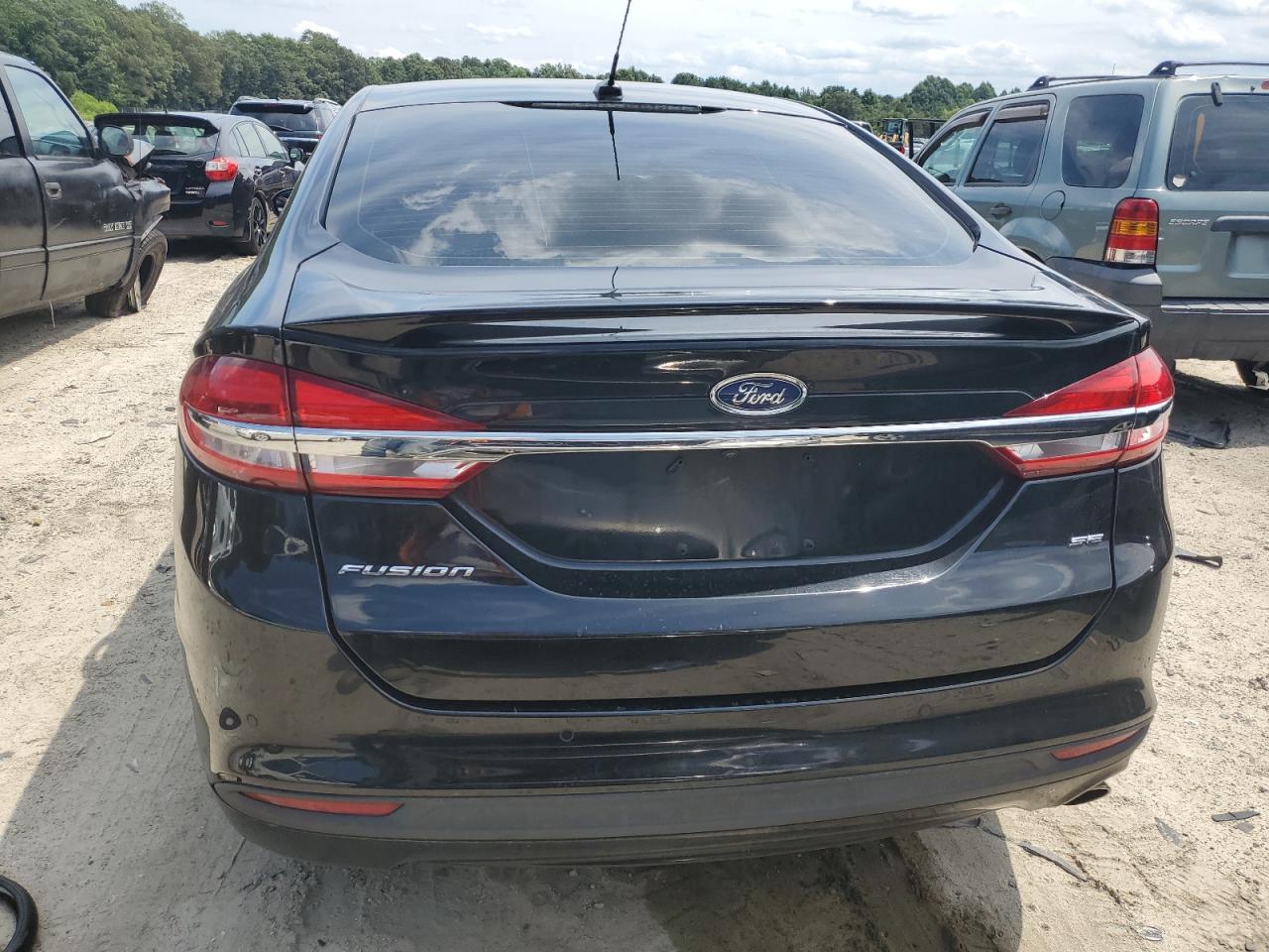 3FA6P0H72JR189636 2018 Ford Fusion Se