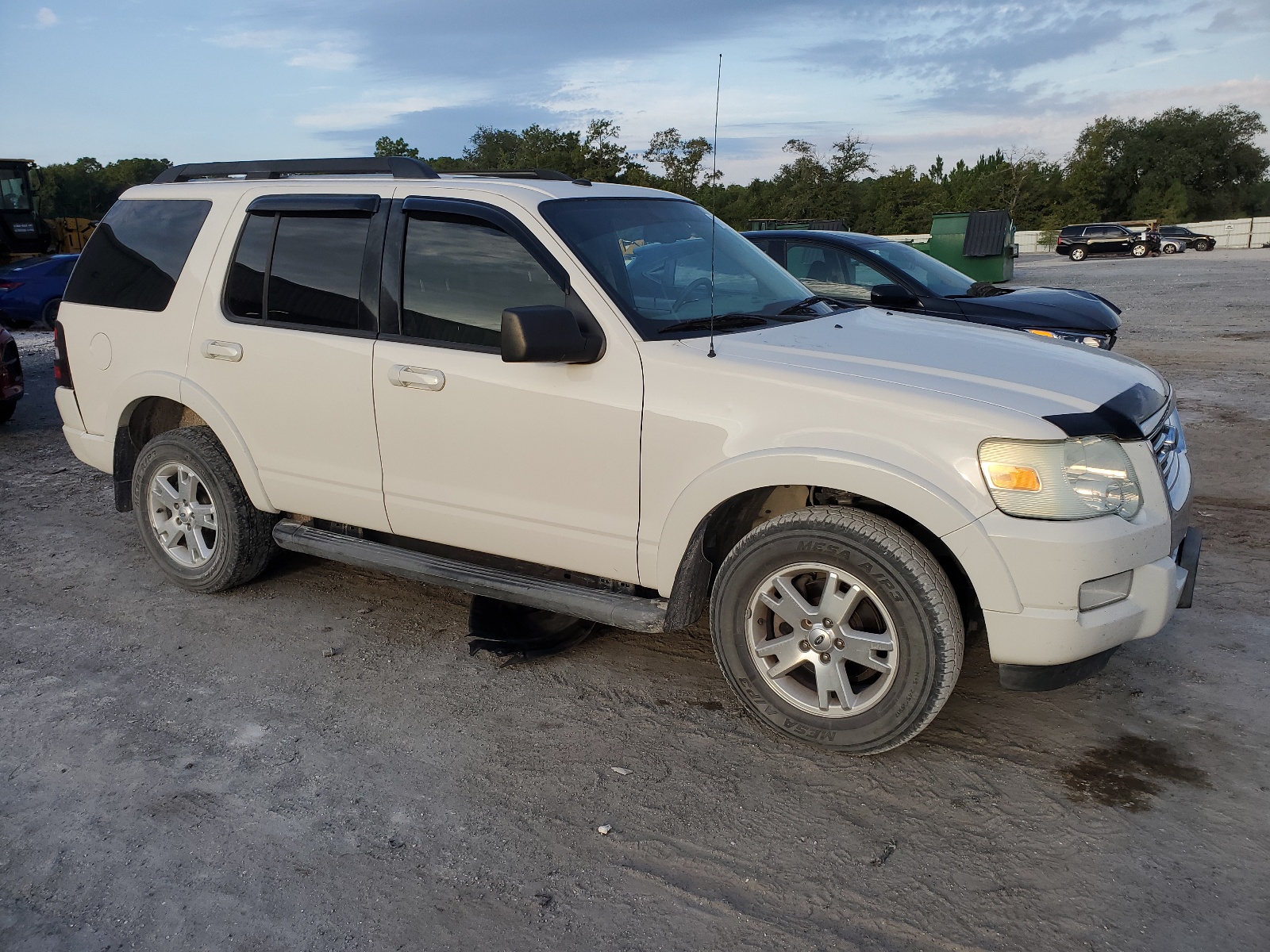 1FMEU6DE6AUA46327 2010 Ford Explorer Xlt