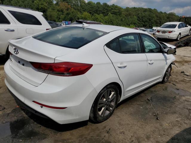  HYUNDAI ELANTRA 2018 Белы