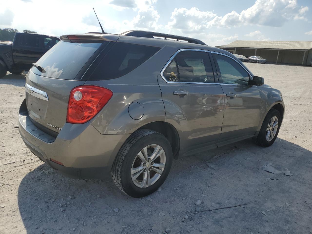 2011 Chevrolet Equinox - Image 3