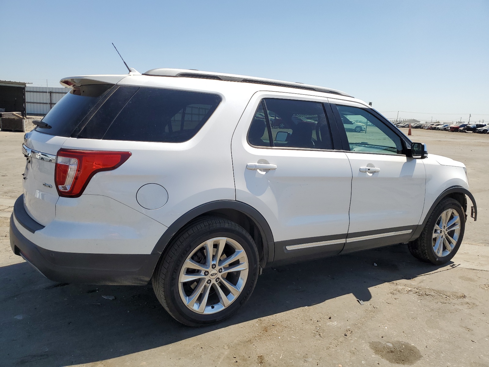 1FM5K8D88KGA52531 2019 Ford Explorer Xlt