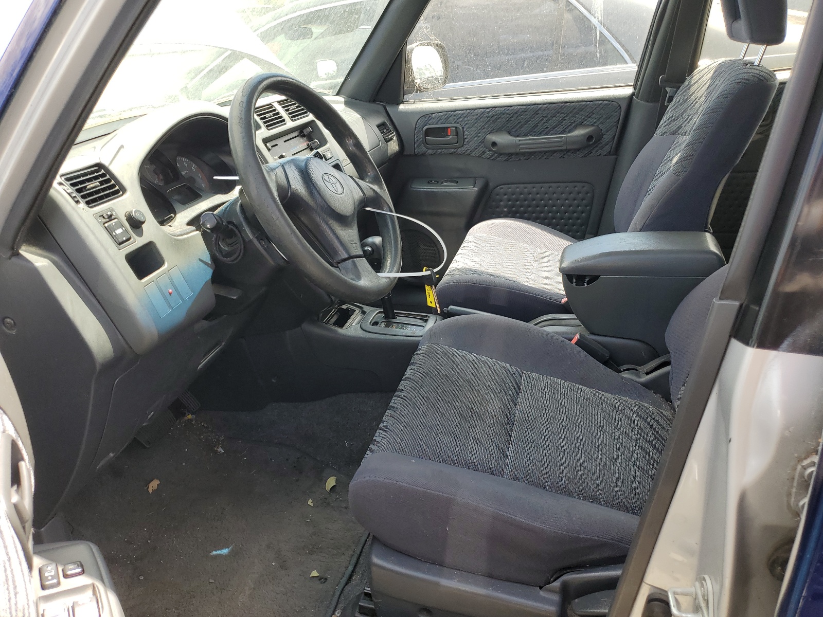 JT3HP10V3W0176490 1998 Toyota Rav4