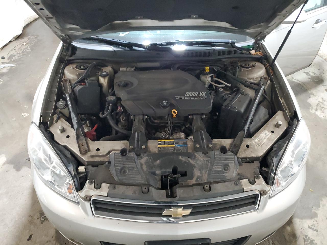 2G1WU583981338578 2008 Chevrolet Impala Ltz