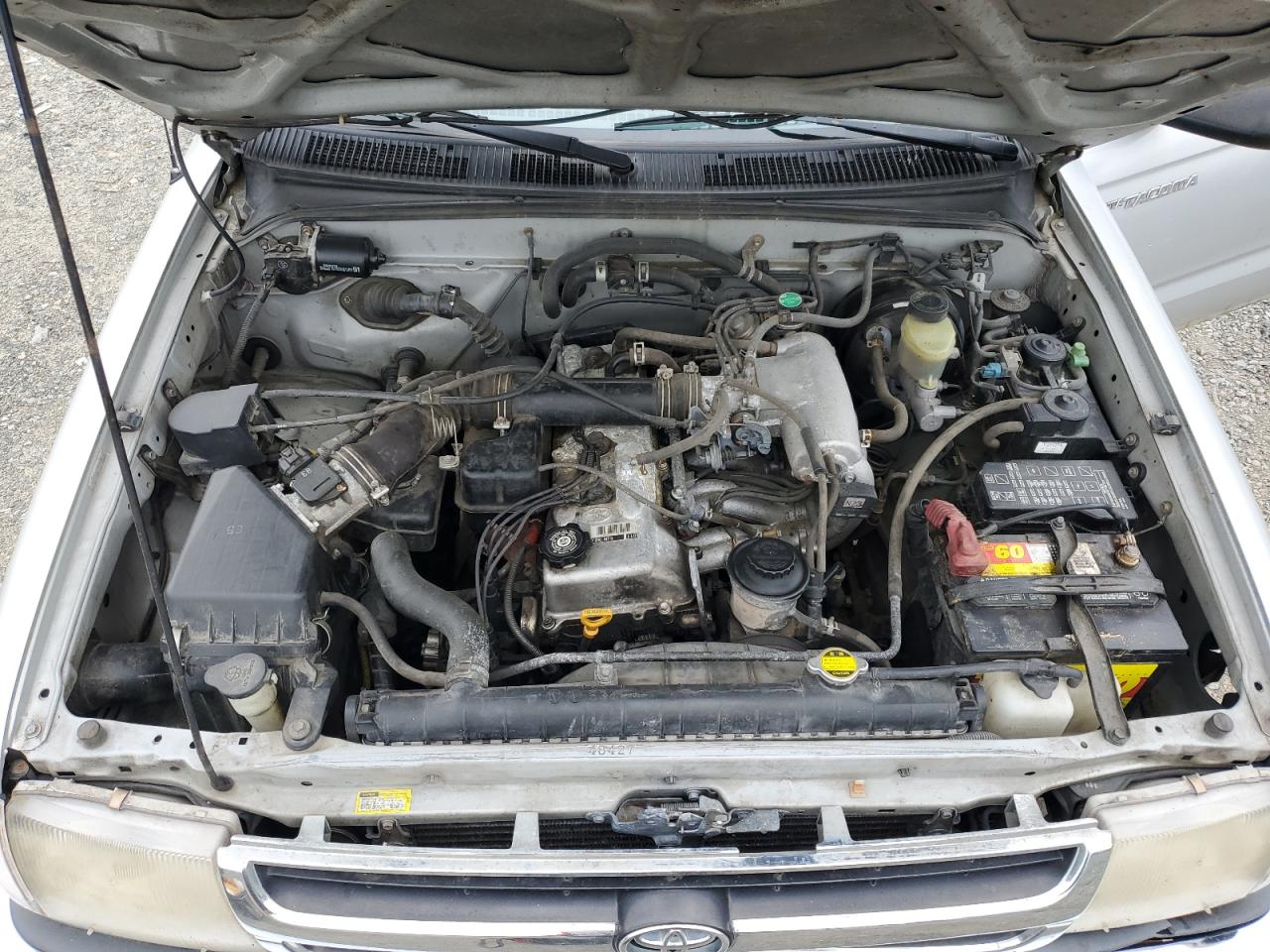 2000 Toyota Tacoma Xtracab VIN: 4TAVL52N0YZ599679 Lot: 67523034