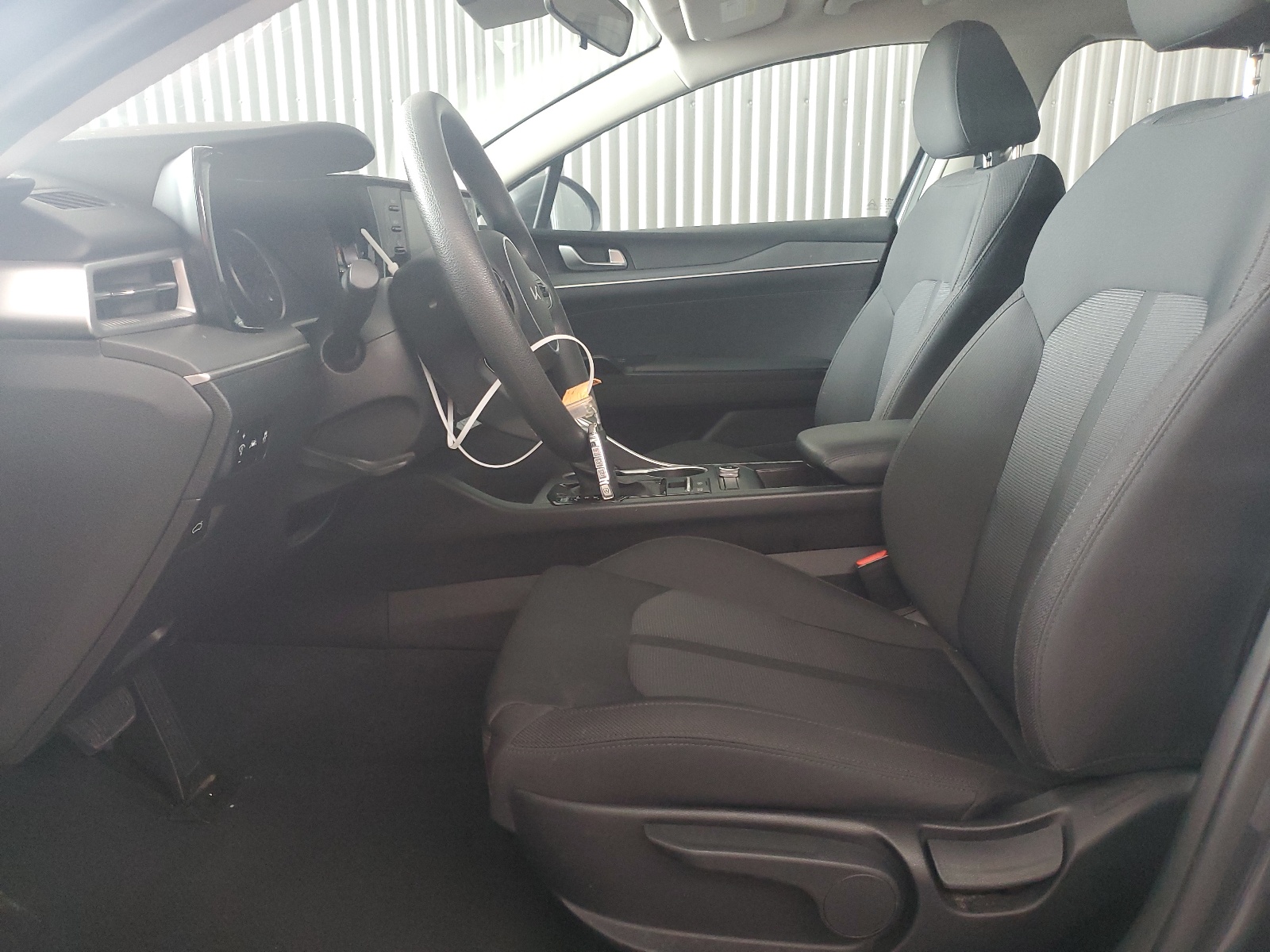 5XXG14J20PG188207 2023 Kia K5 Lxs