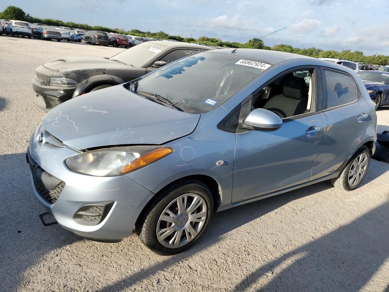 2013 Mazda Mazda2 VIN: JM1DE1KY8D0156983 Lot: 66862924