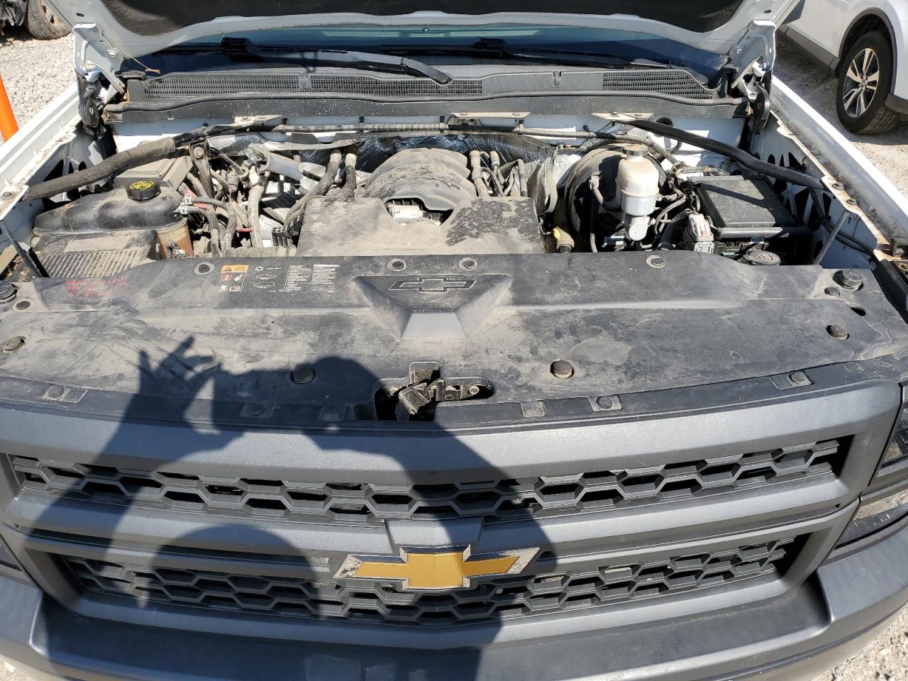 2015 Chevrolet Silverado - Image 11