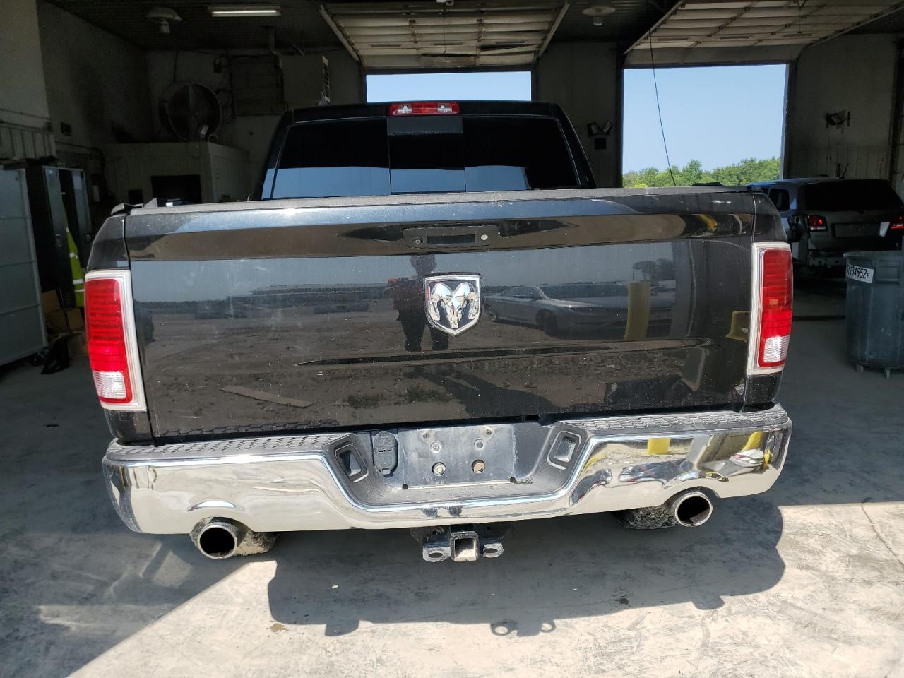 1C6RR7NT4FS596632 2015 Ram 1500 Laramie