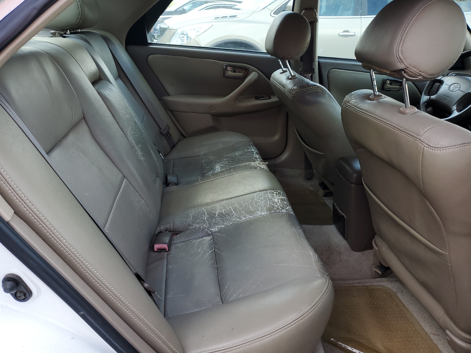 4T1BG22K9YU973618 2000 Toyota Camry Ce