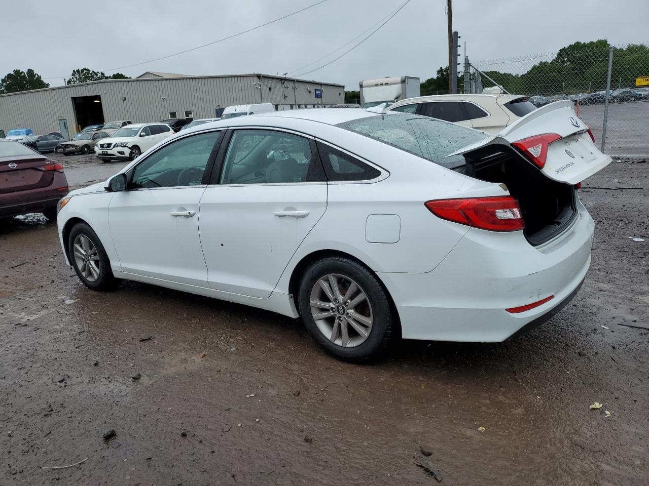 2017 Hyundai Sonata - Image 2
