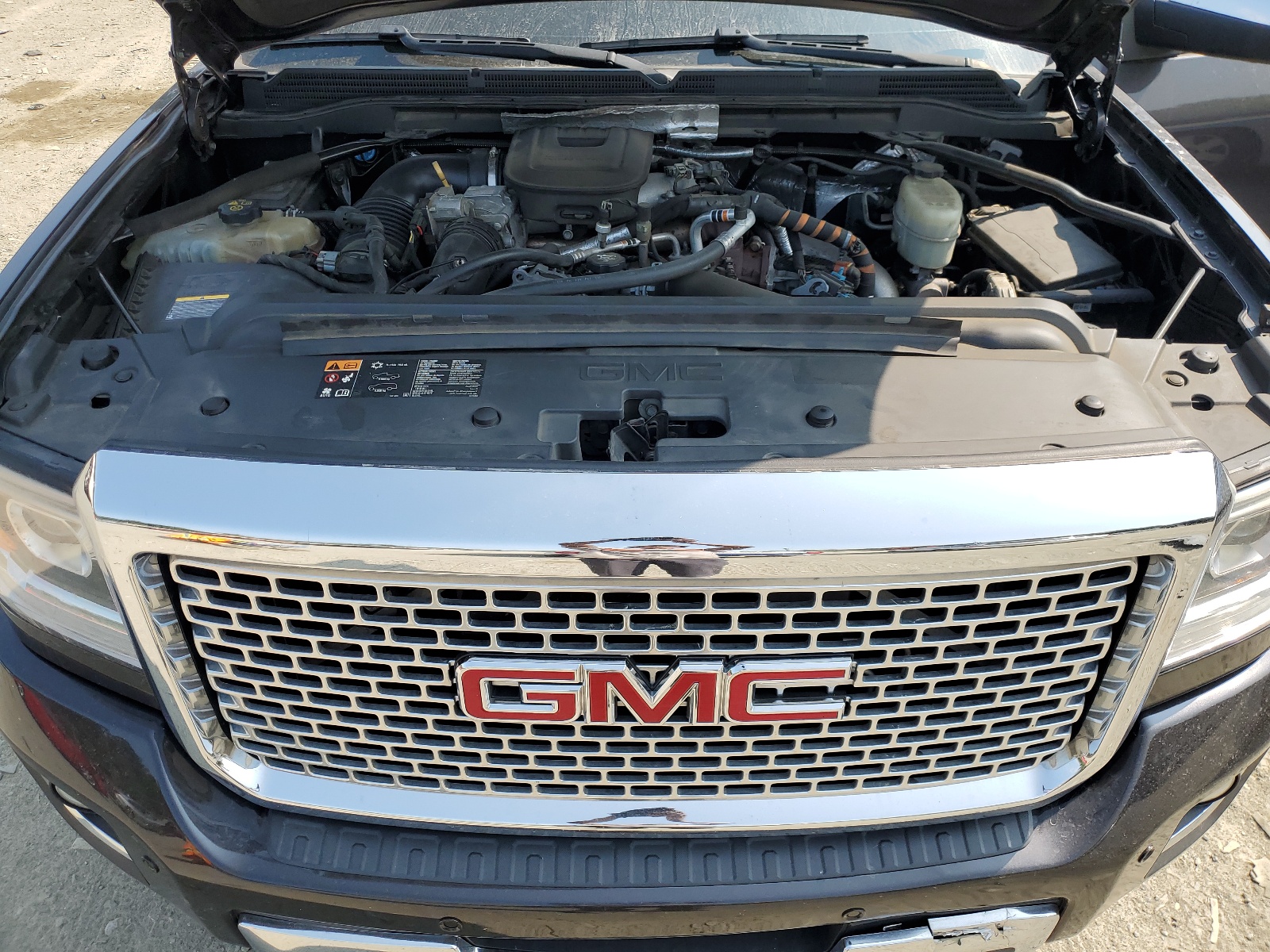 1GT12UE82GF176169 2016 GMC Sierra K2500 Denali