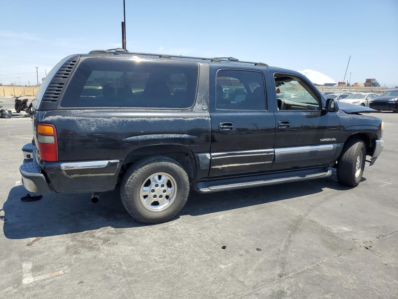 2002 GMC Yukon - Image 3
