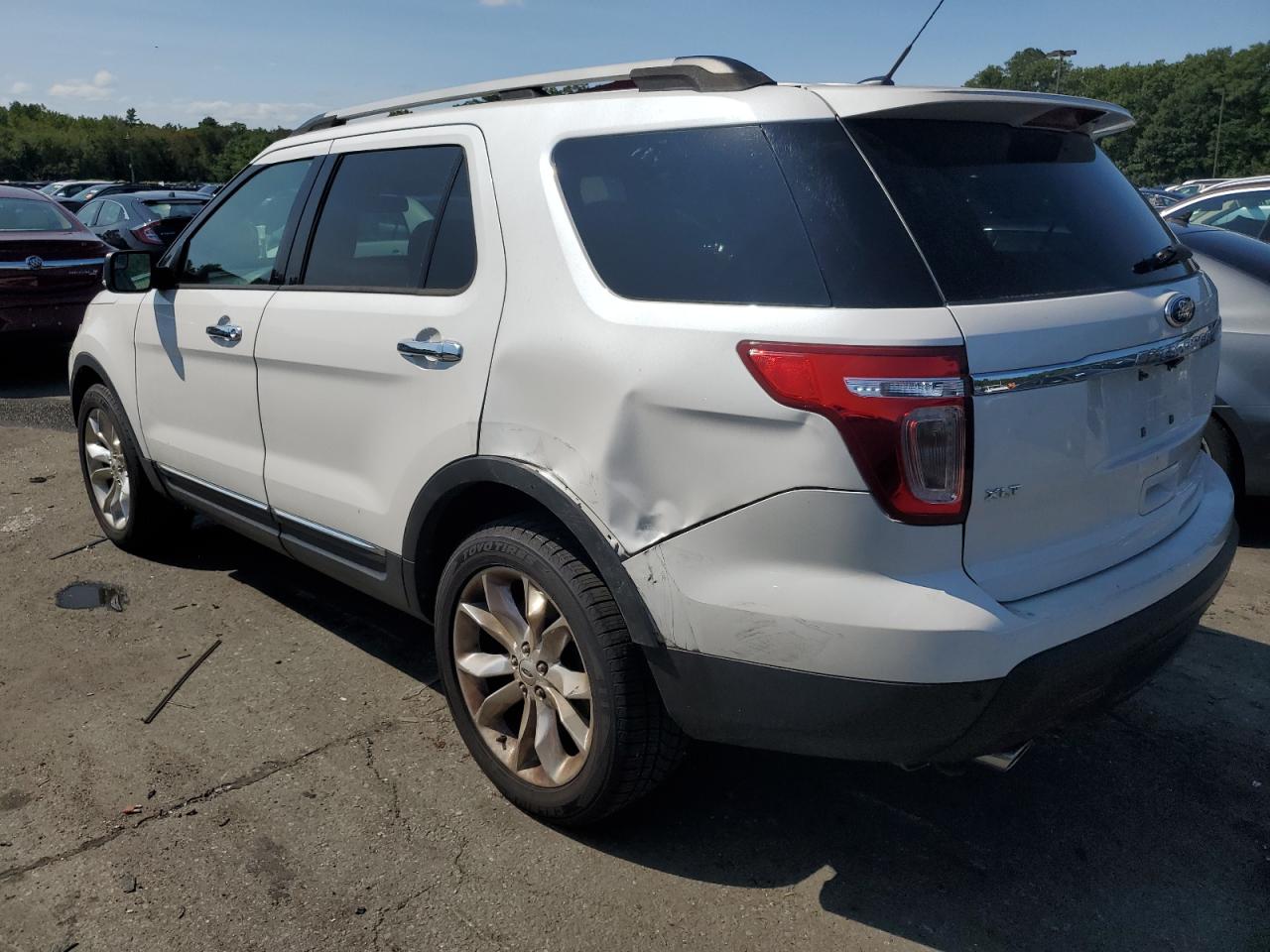 1FM5K8D87FGA11359 2015 FORD EXPLORER - Image 2