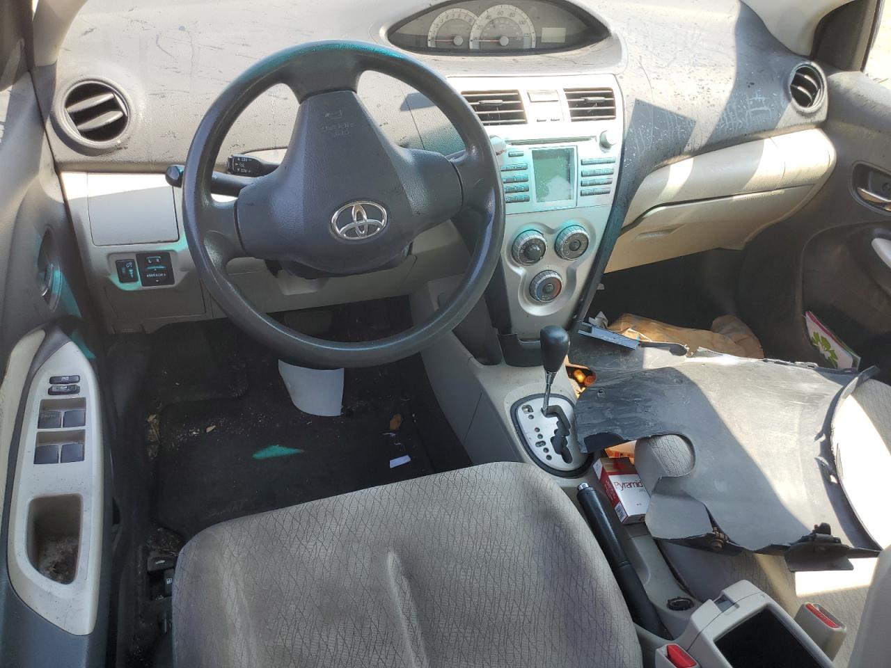 JTDBT923981214194 2008 Toyota Yaris