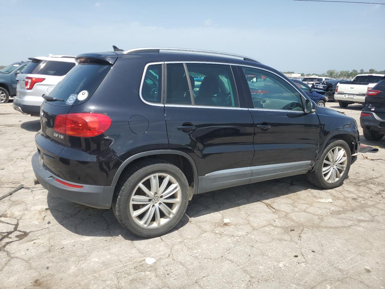 2014 Volkswagen Tiguan S VIN: WVGAV3AX4EW623785 Lot: 65640264