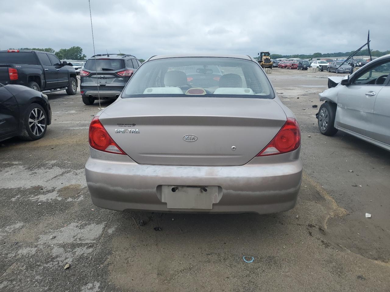 2003 Kia Spectra Base VIN: KNAFB121735291116 Lot: 66861134