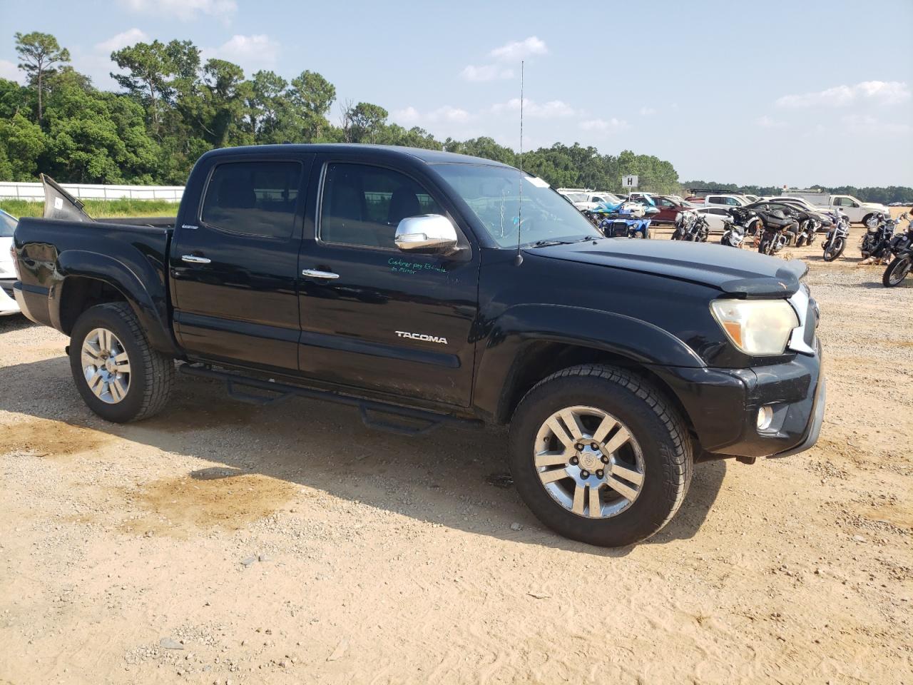 2013 Toyota Tacoma - Image 4