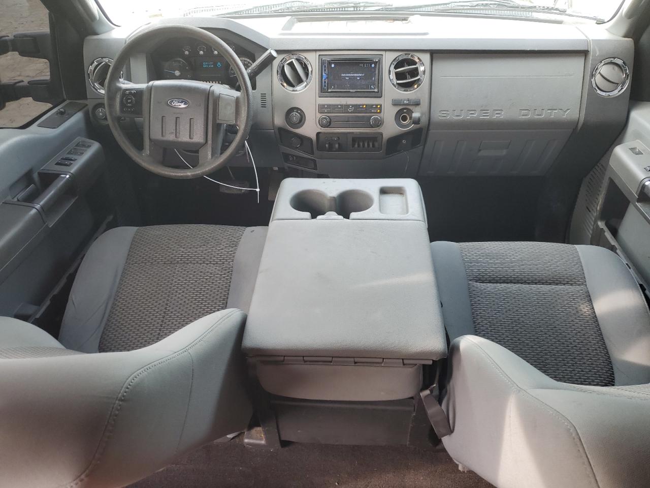 2011 Ford F250 - Image 8