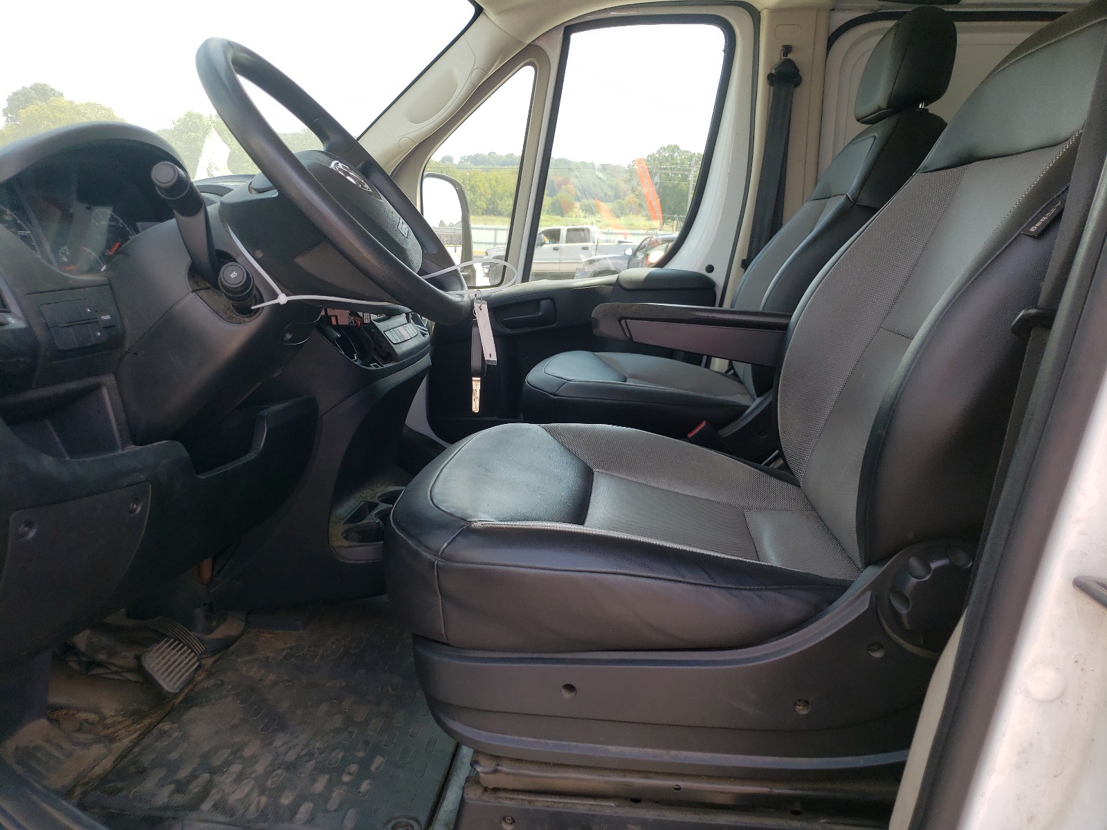 2020 Ram Promaster 1500 1500 Standard vin: 3C6TRVAG2LE127413