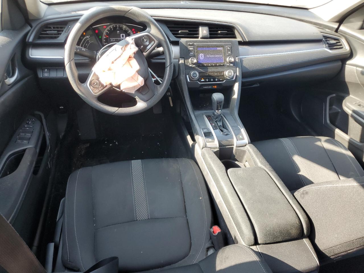 19XFC2F57HE022399 2017 Honda Civic Lx