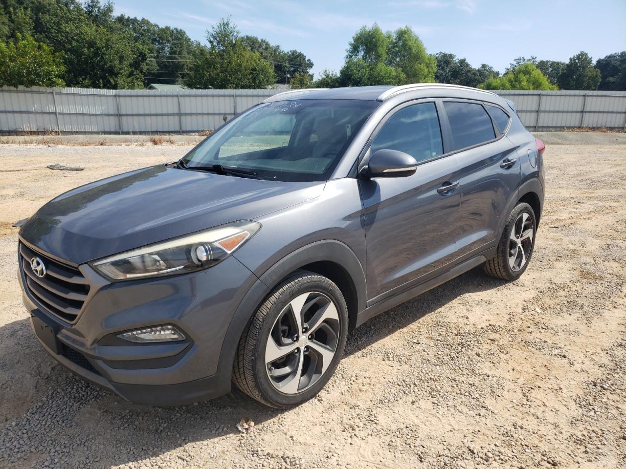 KM8J3CA23GU047938 2016 HYUNDAI TUCSON - Image 1