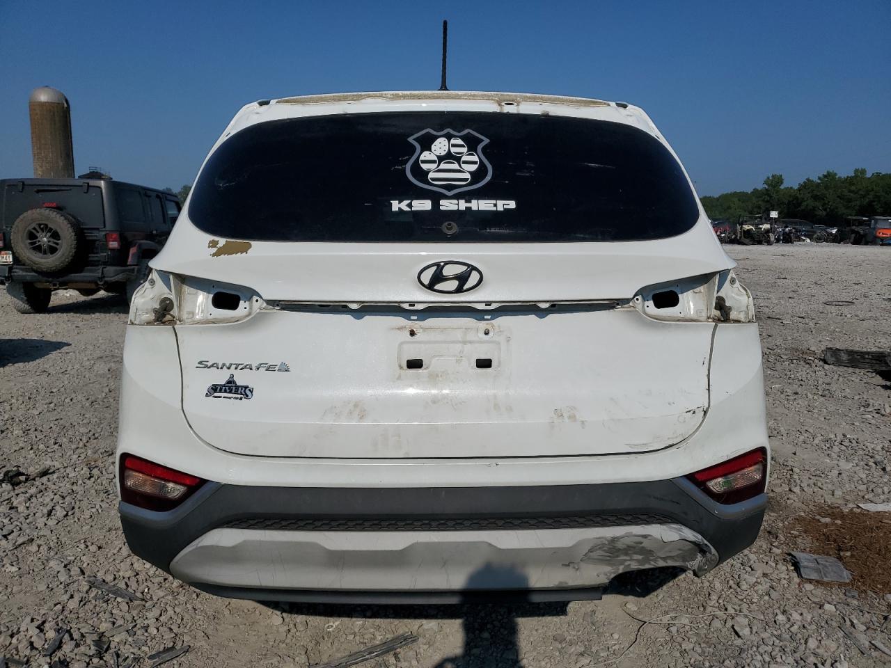 2019 Hyundai Santa Fe - Image 6