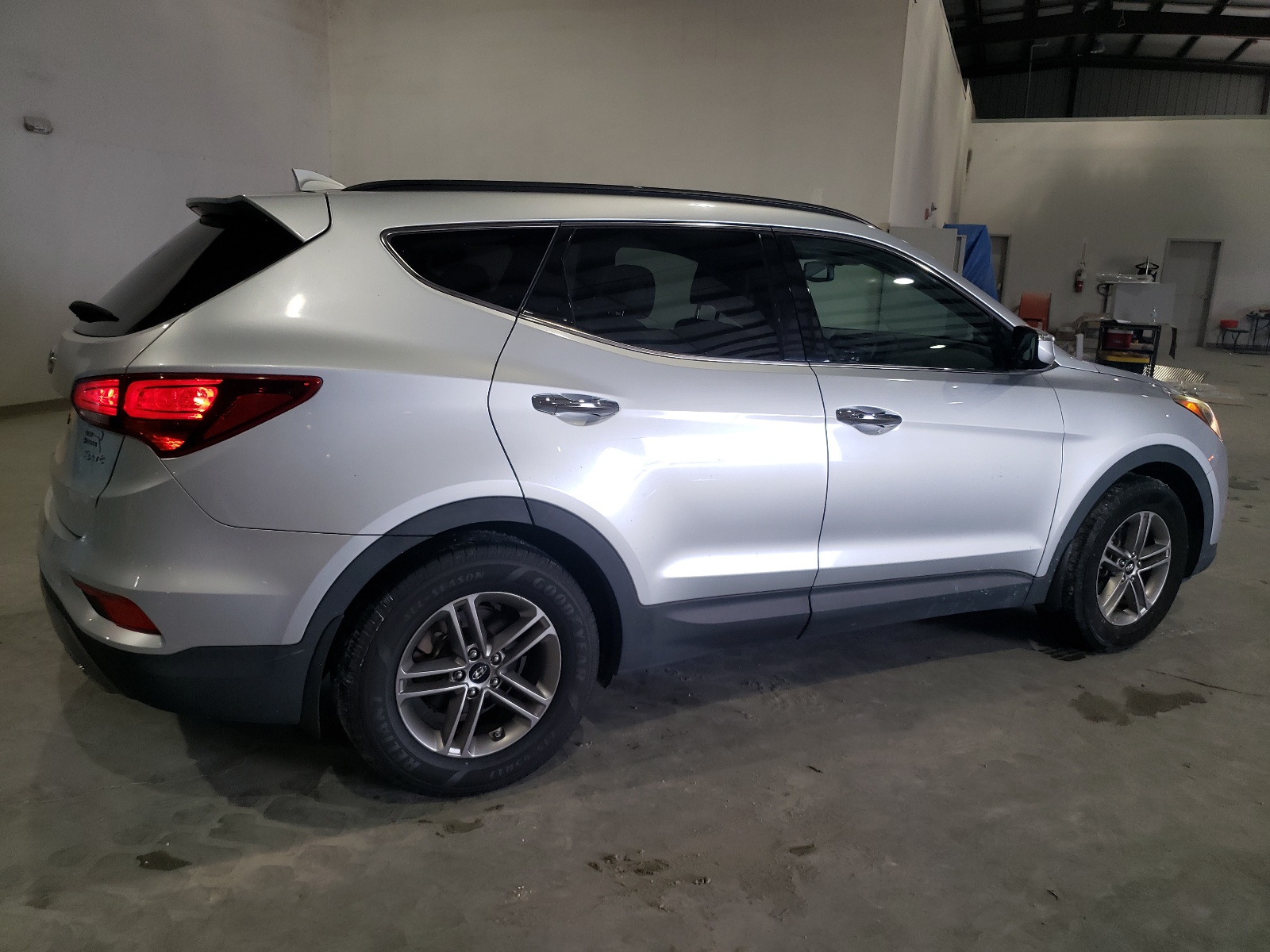 2017 Hyundai Santa Fe Sport vin: 5XYZU3LBXHG429646