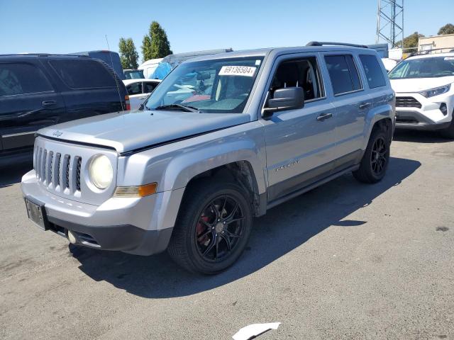  JEEP PATRIOT 2014 Серый