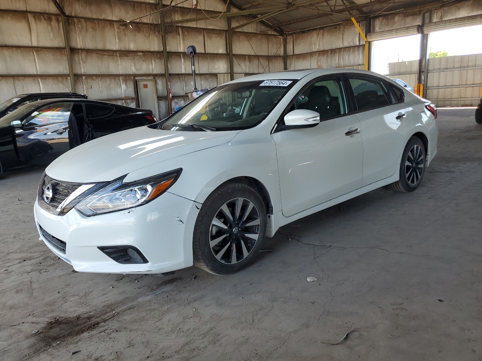 2018 Nissan Altima 2.5 vin: 1N4AL3AP3JC211322