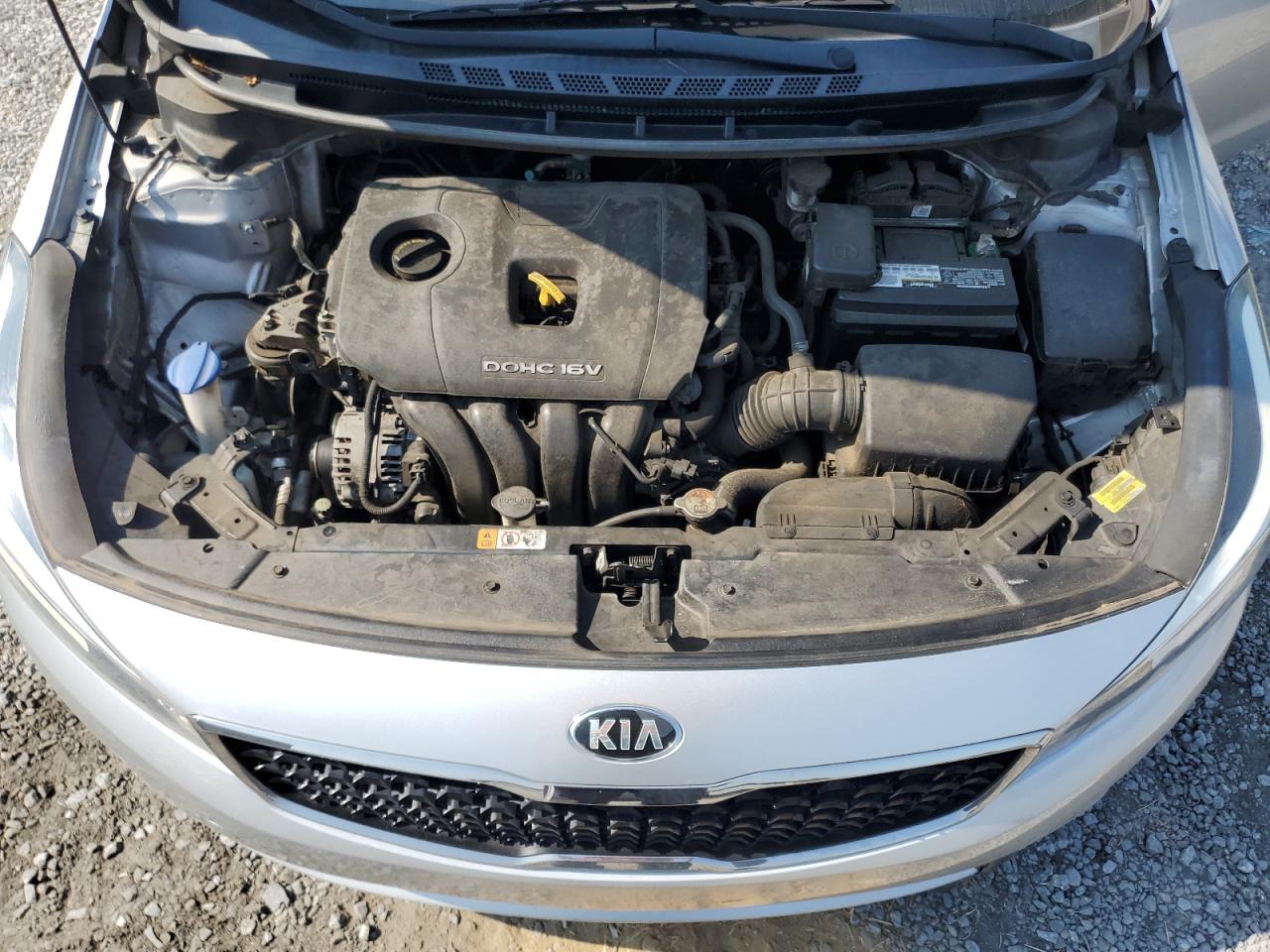 3KPFK4A79HE015008 2017 Kia Forte Lx