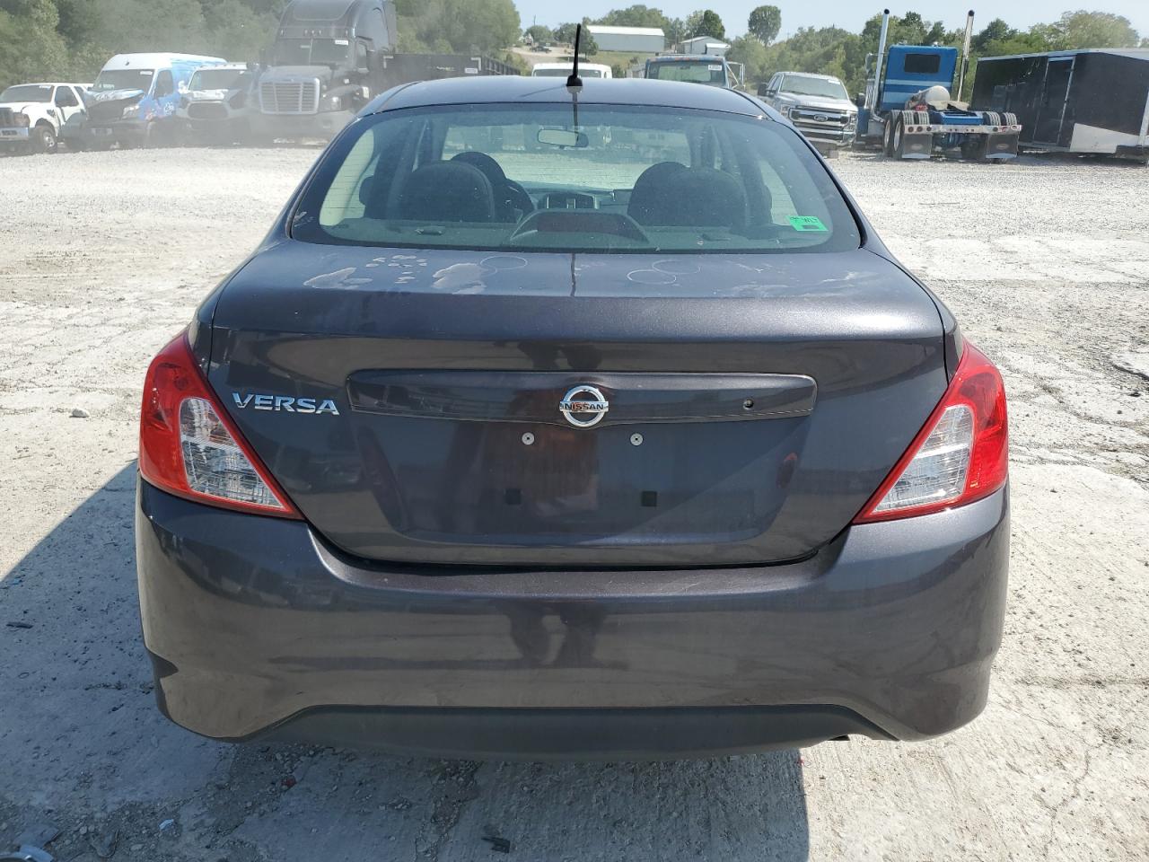 2015 Nissan Versa S VIN: 3N1CN7AP4FL920117 Lot: 68443284