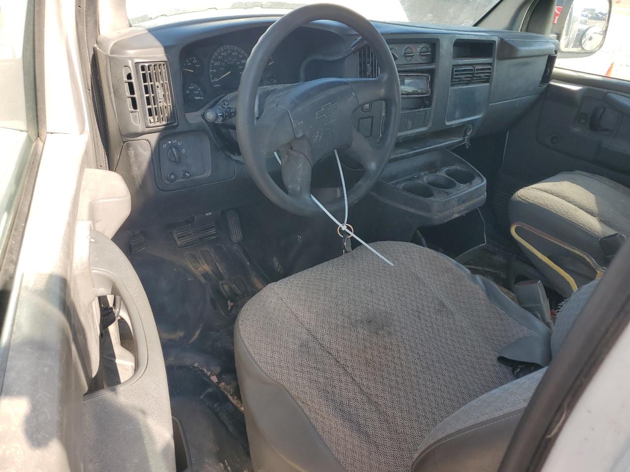 2004 Chevrolet Express G3500 VIN: 1GCHG35U741242022 Lot: 66660374