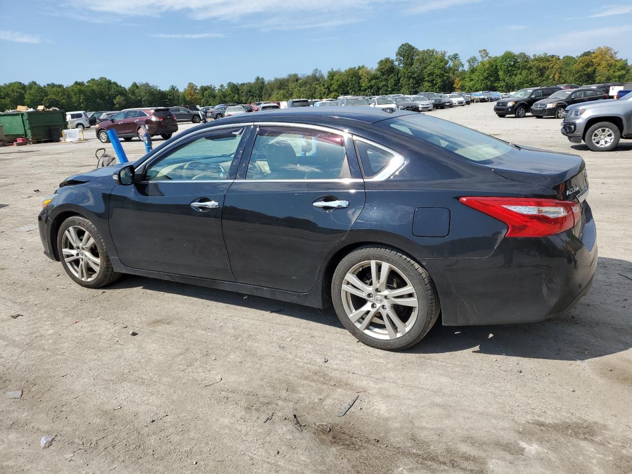 1N4BL3AP4GC130374 2016 NISSAN ALTIMA - Image 2