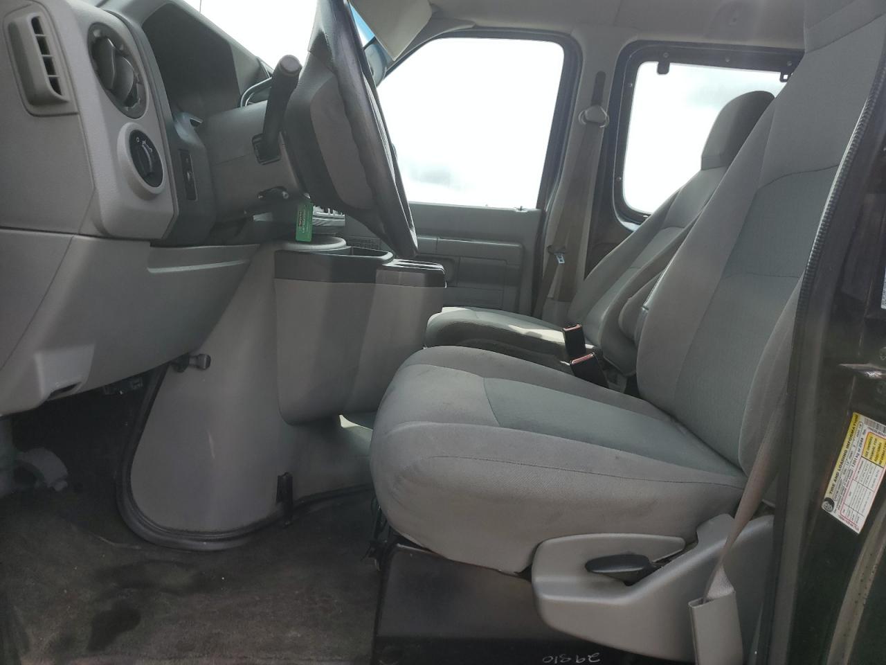 2011 Ford Econoline E350 Super Duty Wagon VIN: 1FBNE3BL6BDA01749 Lot: 65944014