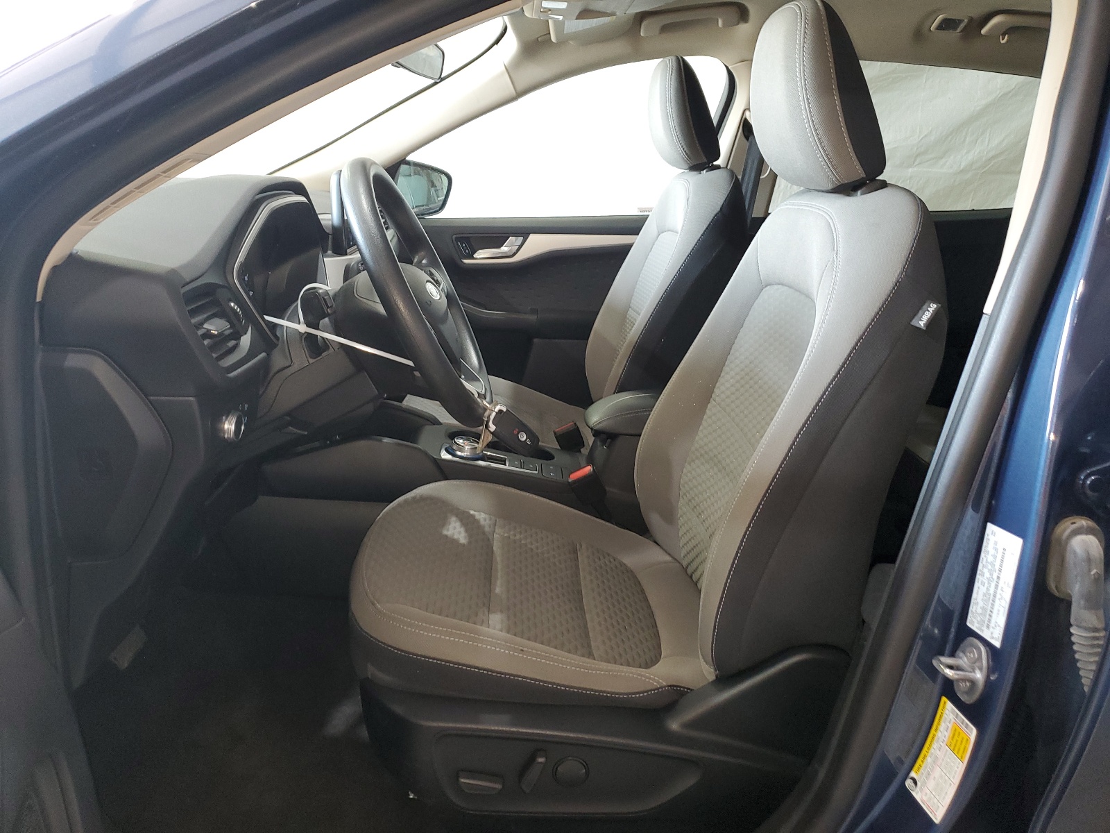 1FMCU0G64LUC08659 2020 Ford Escape Se