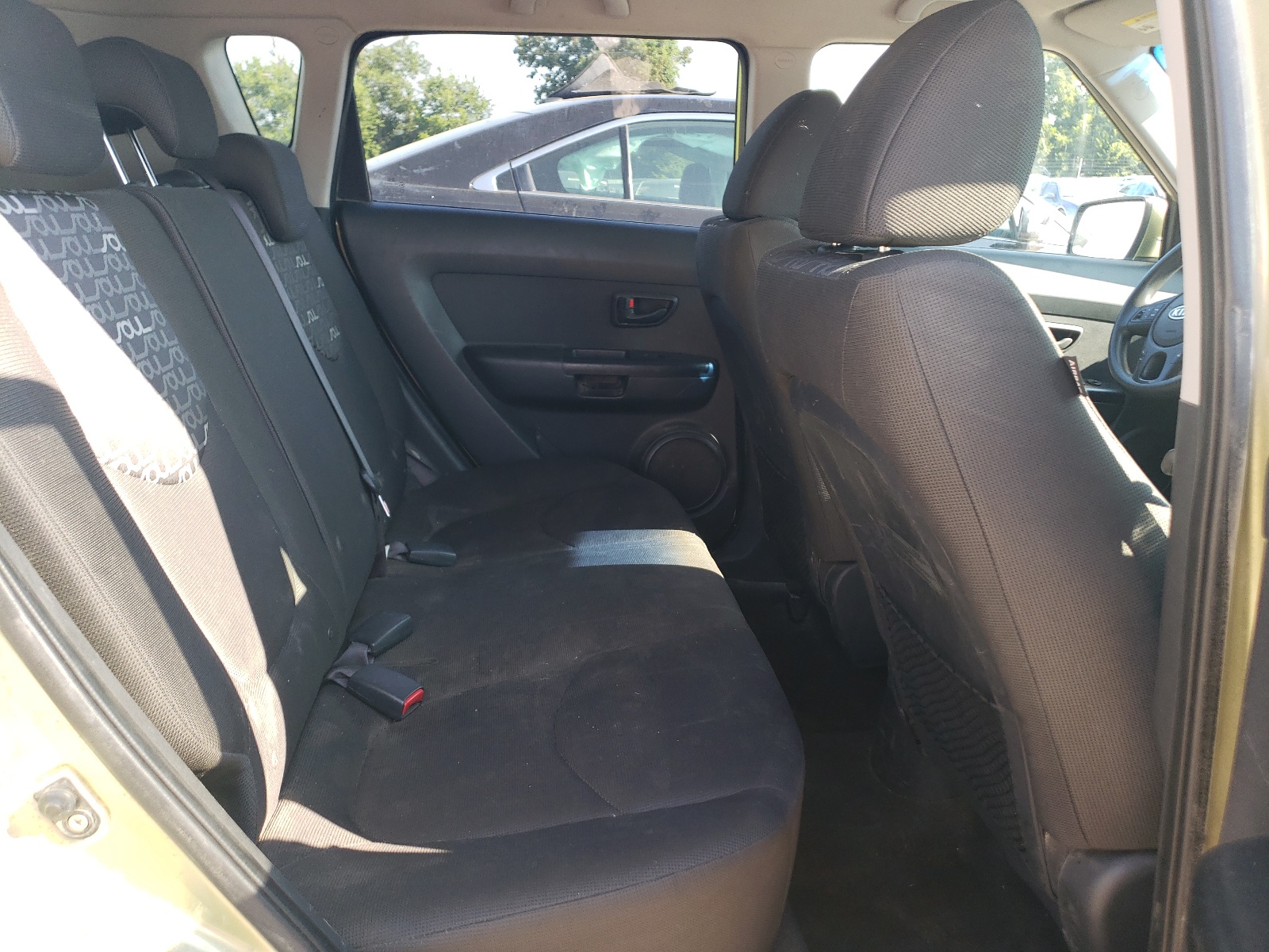 KNDJT2A26A7032273 2010 Kia Soul +