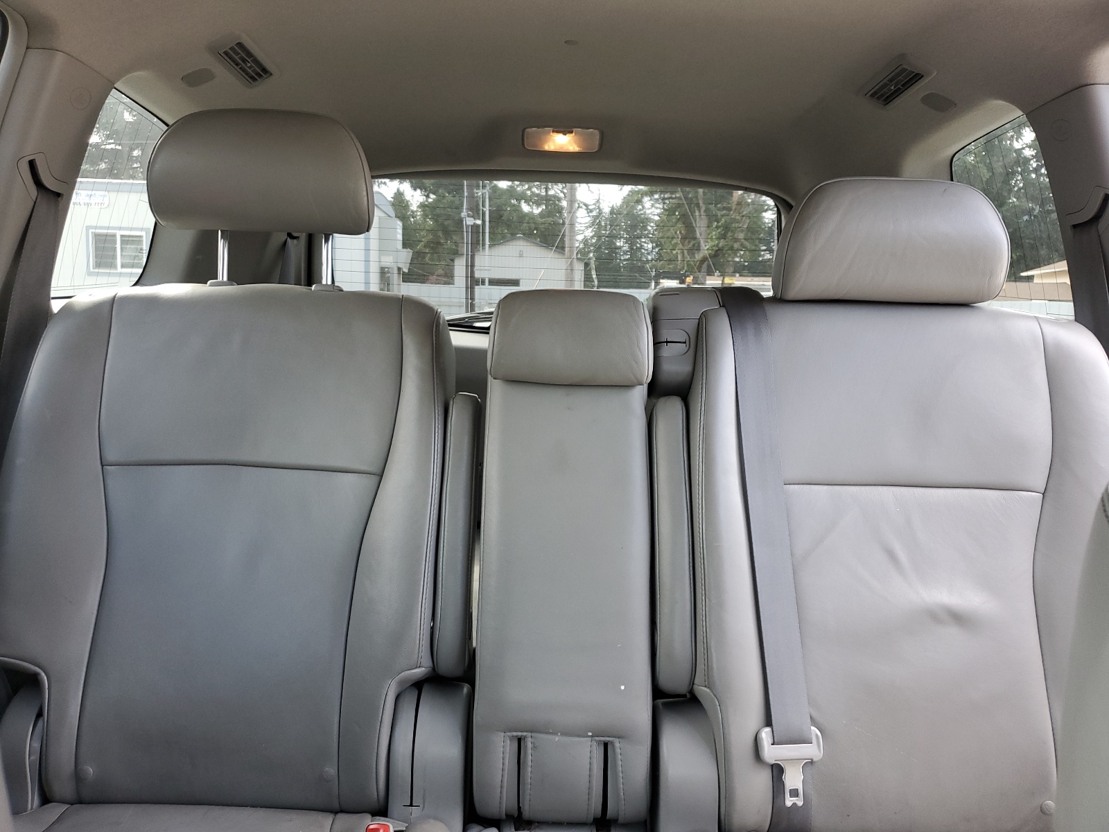 5TDJK3EH6AS038538 2010 Toyota Highlander Se