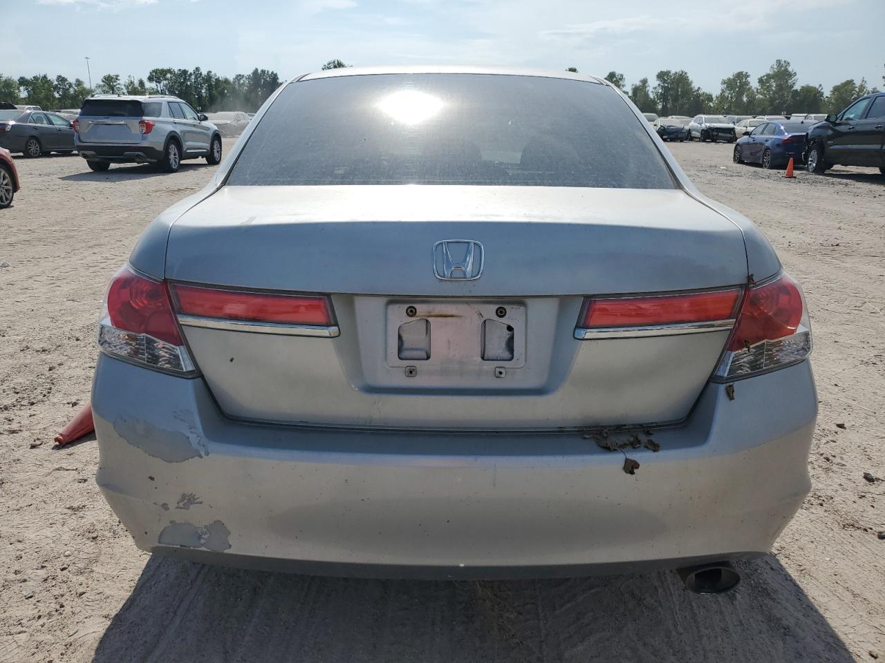 2011 Honda Accord Ex VIN: 1HGCP2F76BA124099 Lot: 67350844