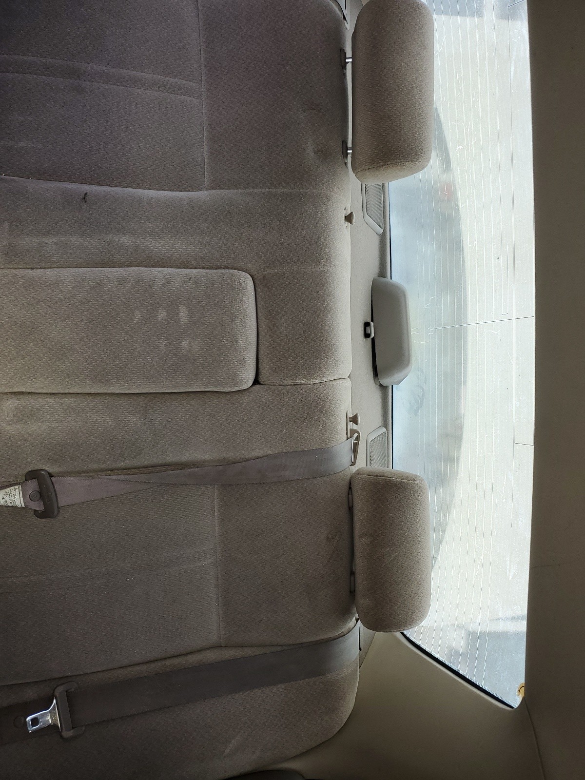 4T1BF28K6YU947570 2000 Toyota Camry Le