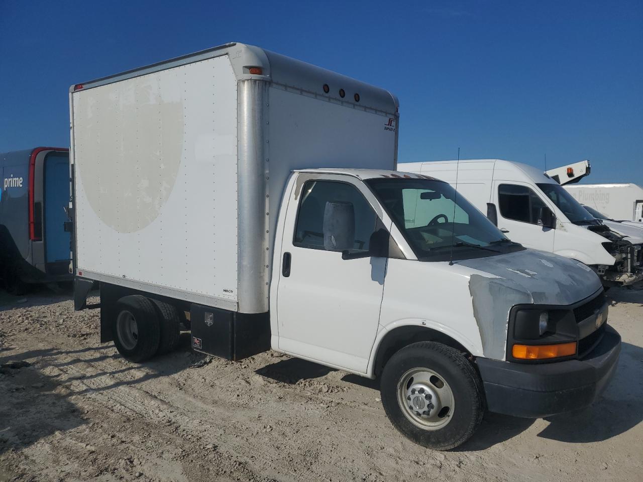 2008 Chevrolet Express G3500 VIN: 1GBJG31K481187593 Lot: 69024184