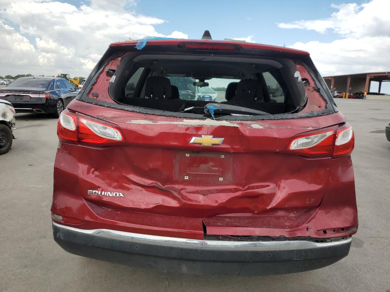 3GNAXJEV1JS572318 2018 Chevrolet Equinox Lt