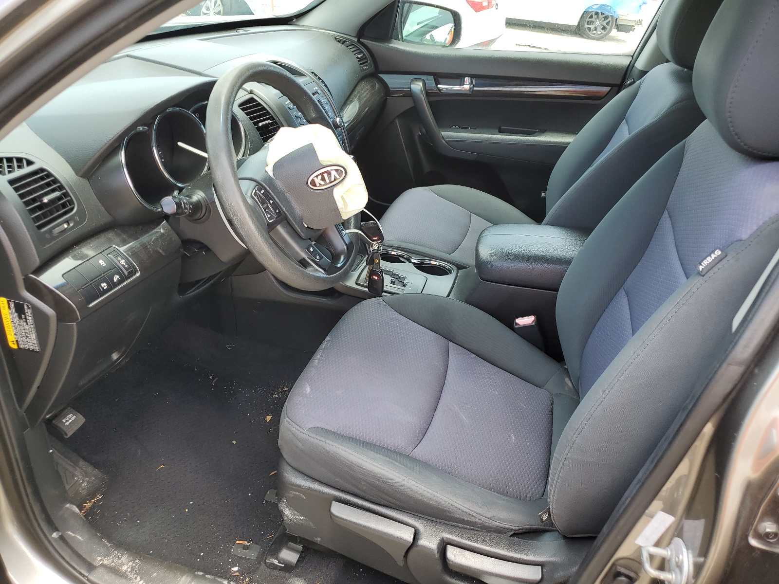 5XYKT3A13DG410610 2013 Kia Sorento Lx