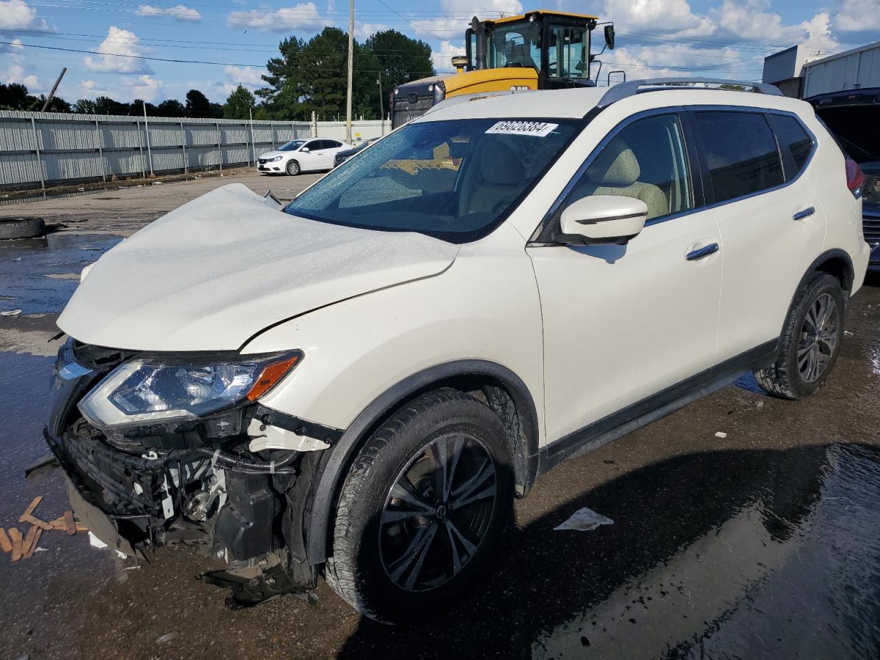 JN8AT2MT5KW268090 2019 NISSAN ROGUE - Image 1