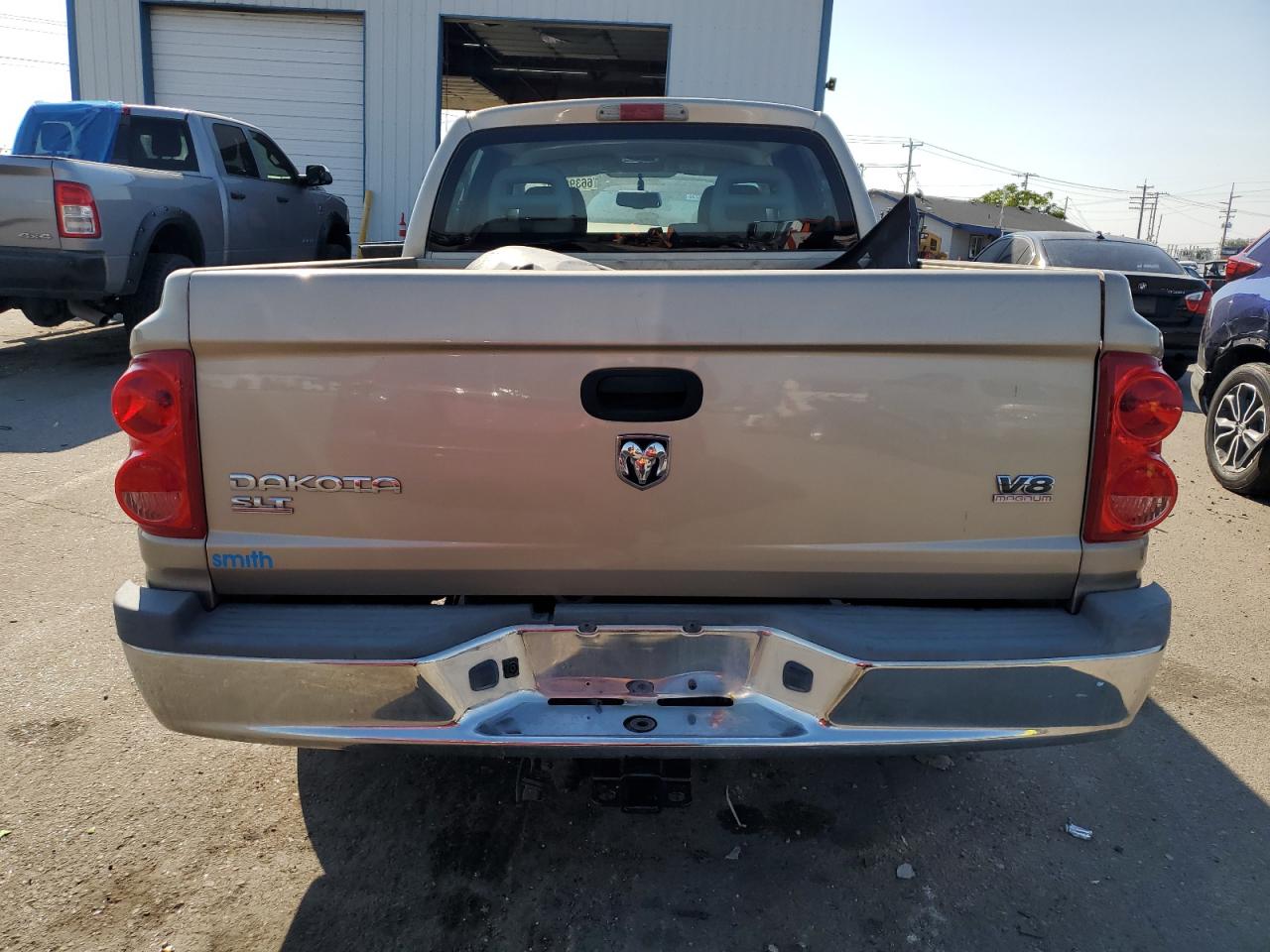 2005 Dodge Dakota Quad Slt VIN: 1D7HW48N85S267221 Lot: 66398214