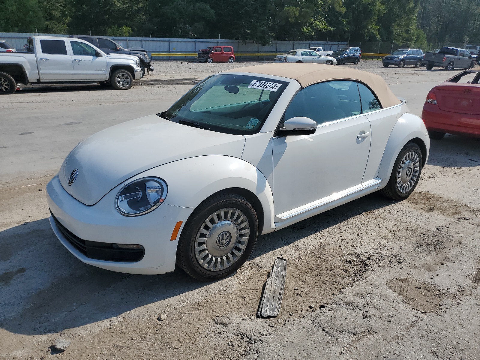 2013 Volkswagen Beetle vin: 3VW5X7ATXDM811677